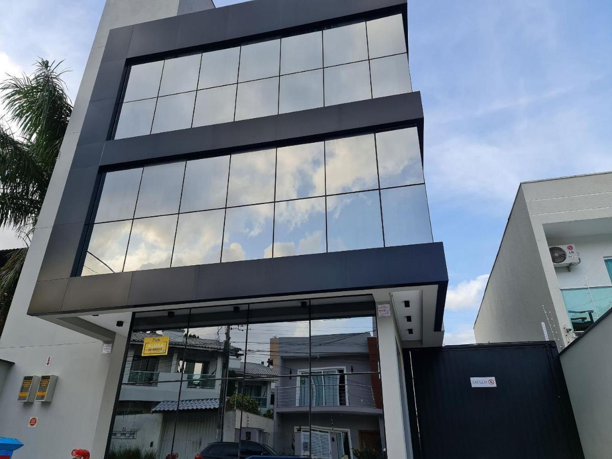 Ferienwohnung Seasons Bc Balneário Camboriú Exterior foto