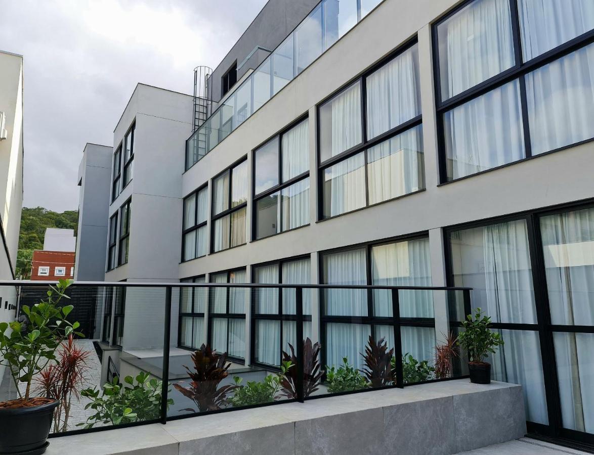 Ferienwohnung Seasons Bc Balneário Camboriú Exterior foto
